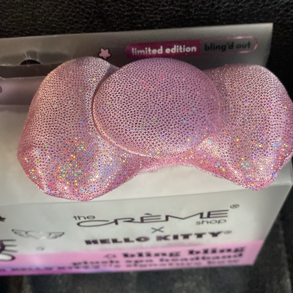 Hello kitty spa headband - Picture 2 of 3